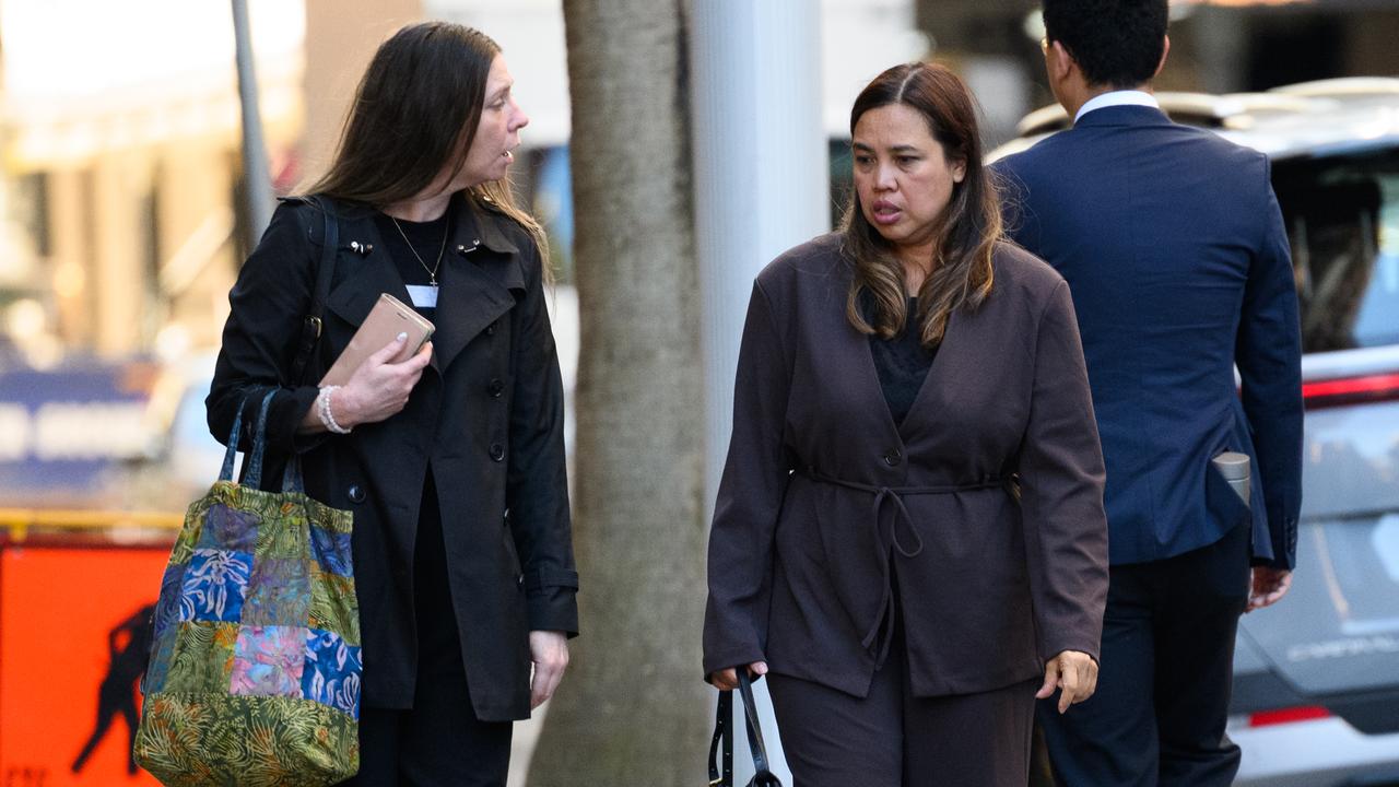 Renny Palmer (right)