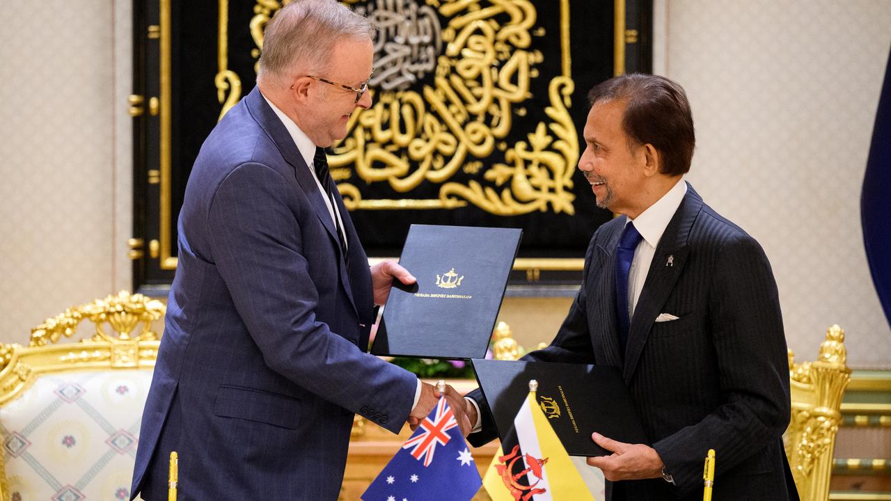 Anthony Albanese and Sultan Haji Hassanal Bolkiah