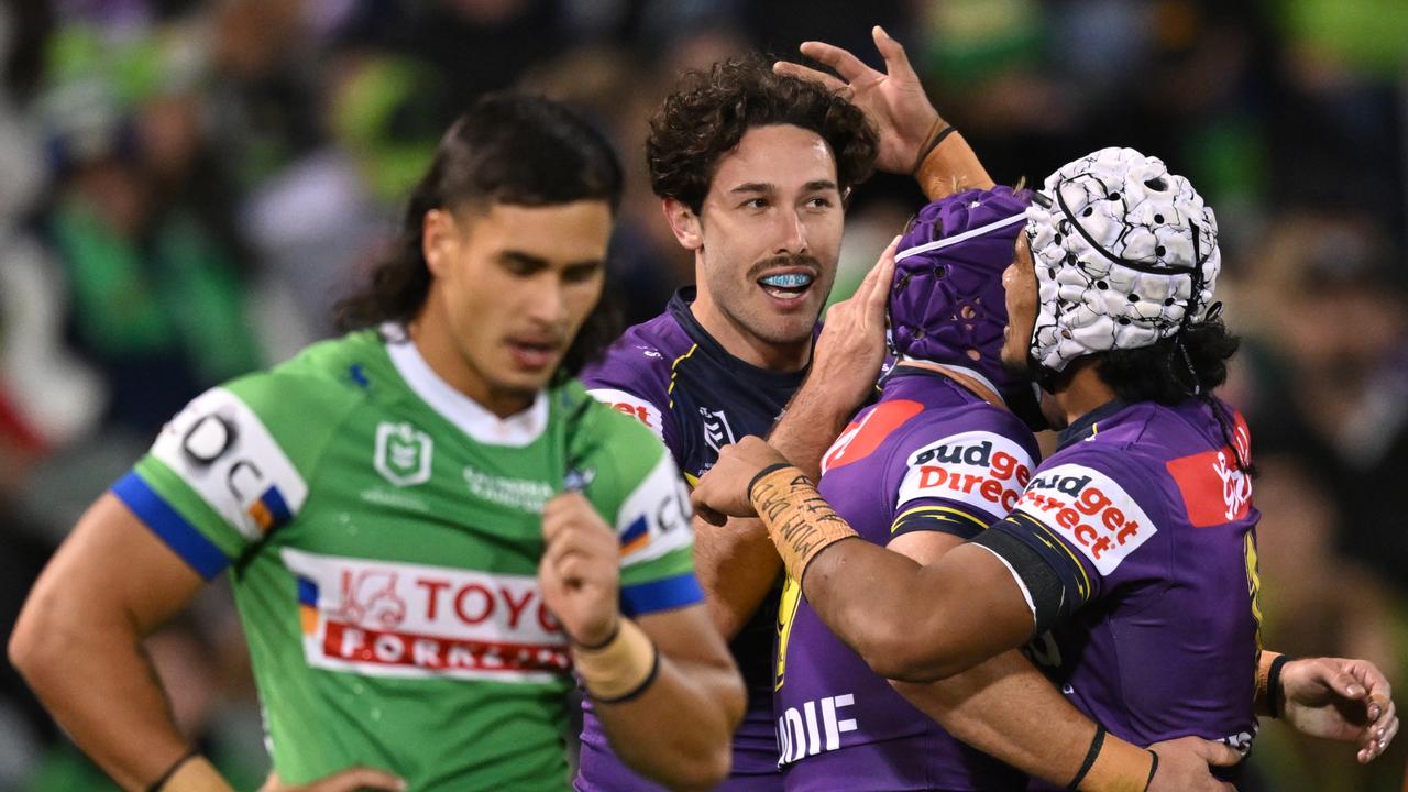 Celebrating Melbourne players.