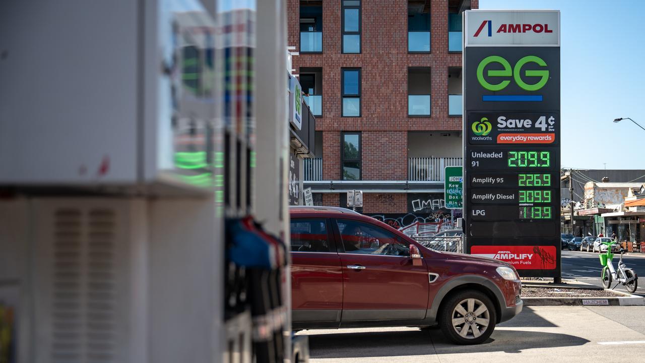 Unleaded fuel prices (file)