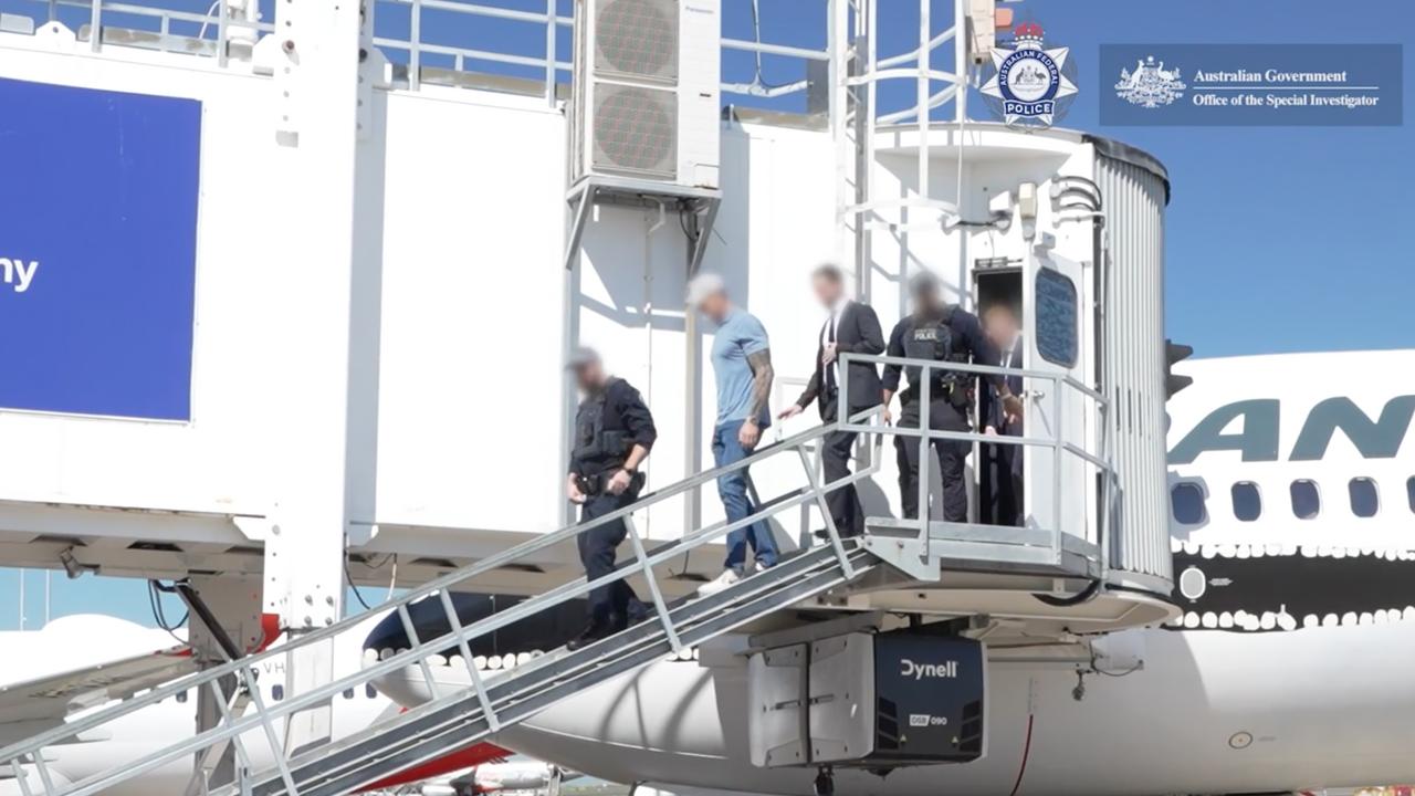 BEN ROBERTS SMITH ARREST