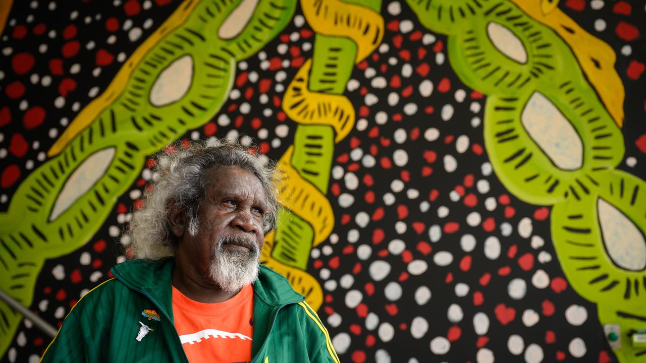 Walmajarri artist John Prince Siddon