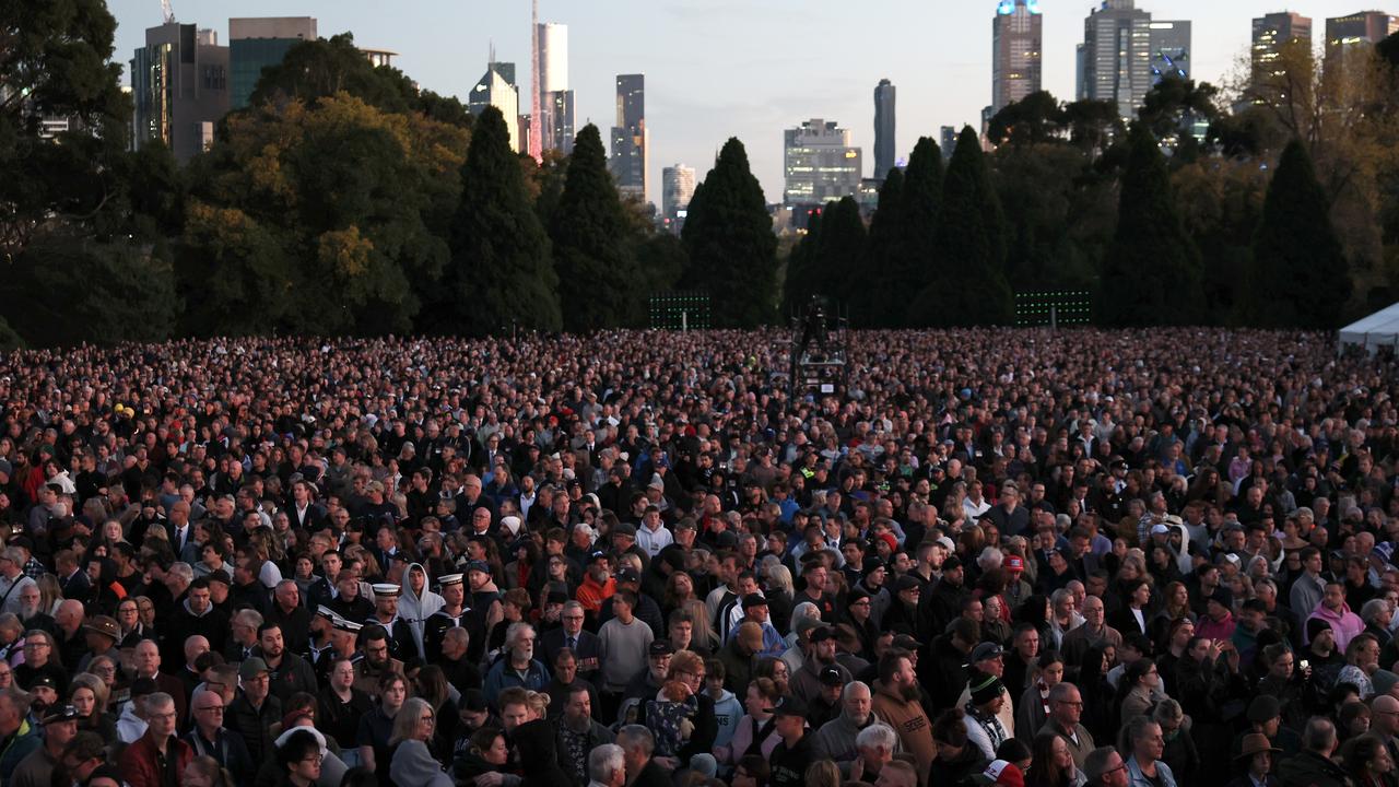 Melbourne Anzac Day dawn service