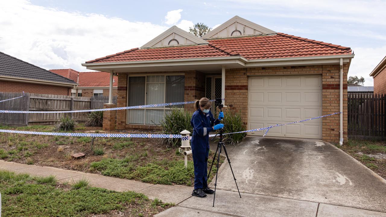 Forensic police at the homicide scene (file)