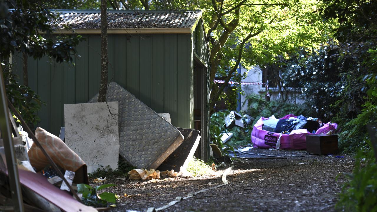 Fatal Bowen Mountain house fire.