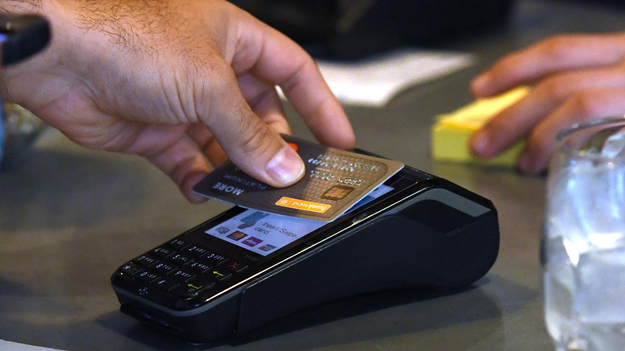 A credit card payment at a cafe