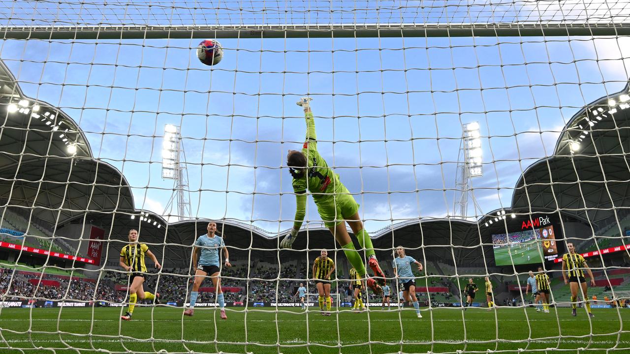 Esson can't stop McNamara's goal